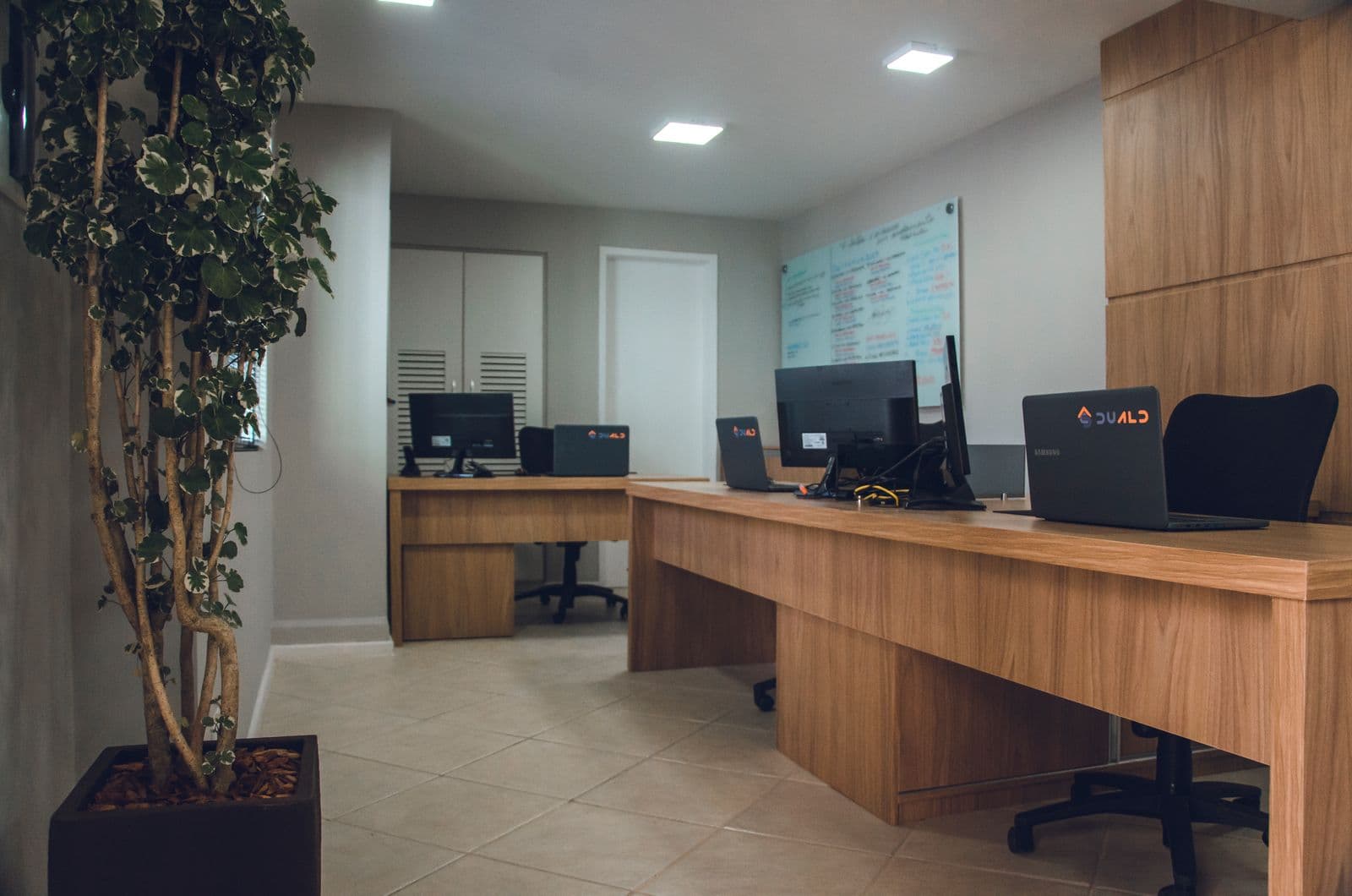 Meridian Business Bay — Suite 302