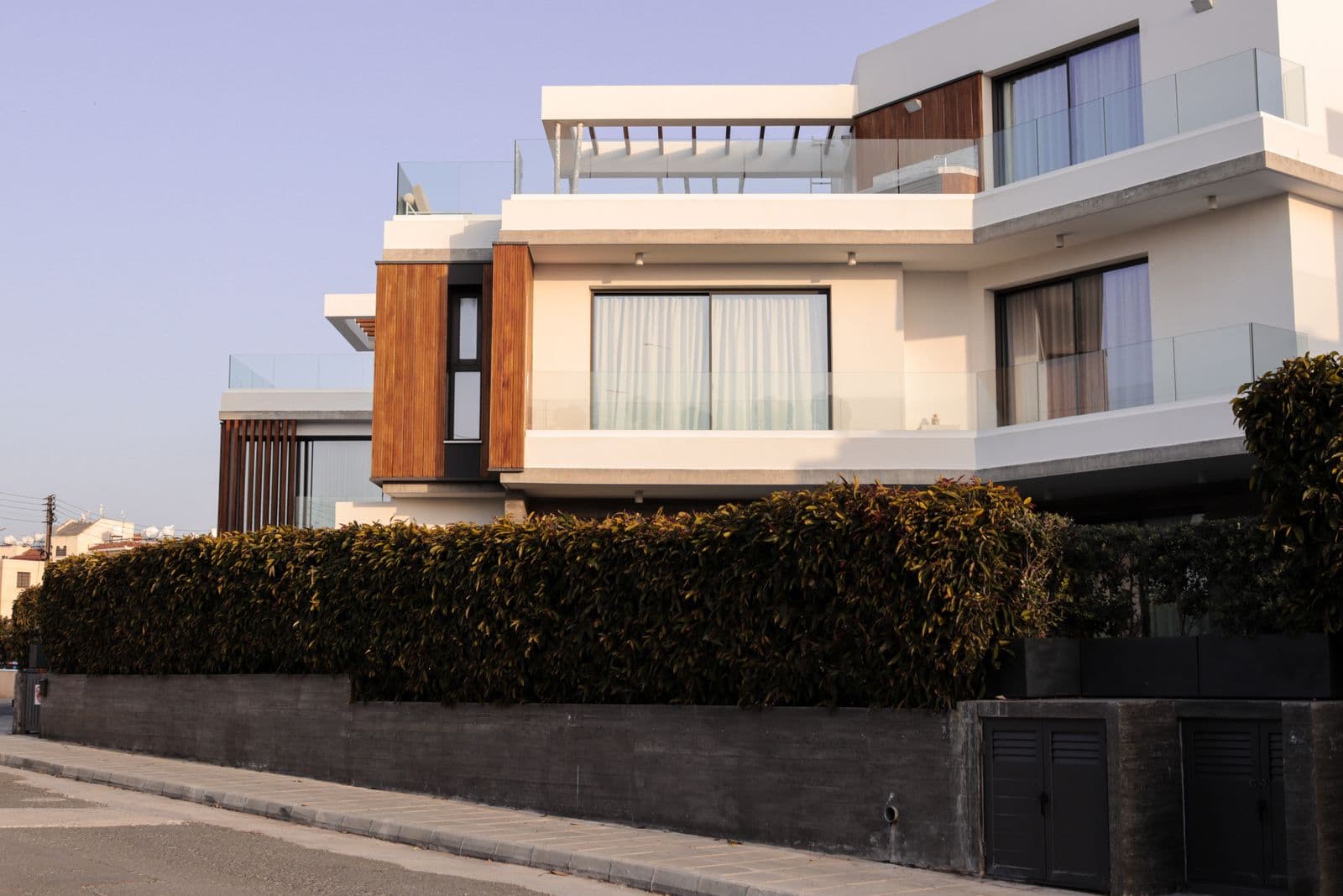 Supreme Universal — Garden Villa